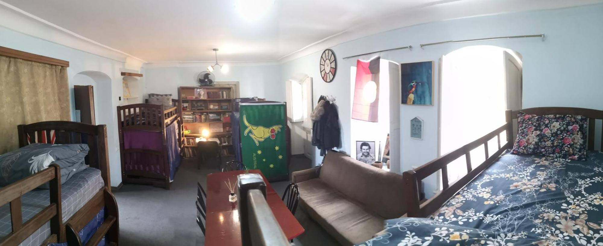 El Hostal Тбилиси Экстерьер фото
