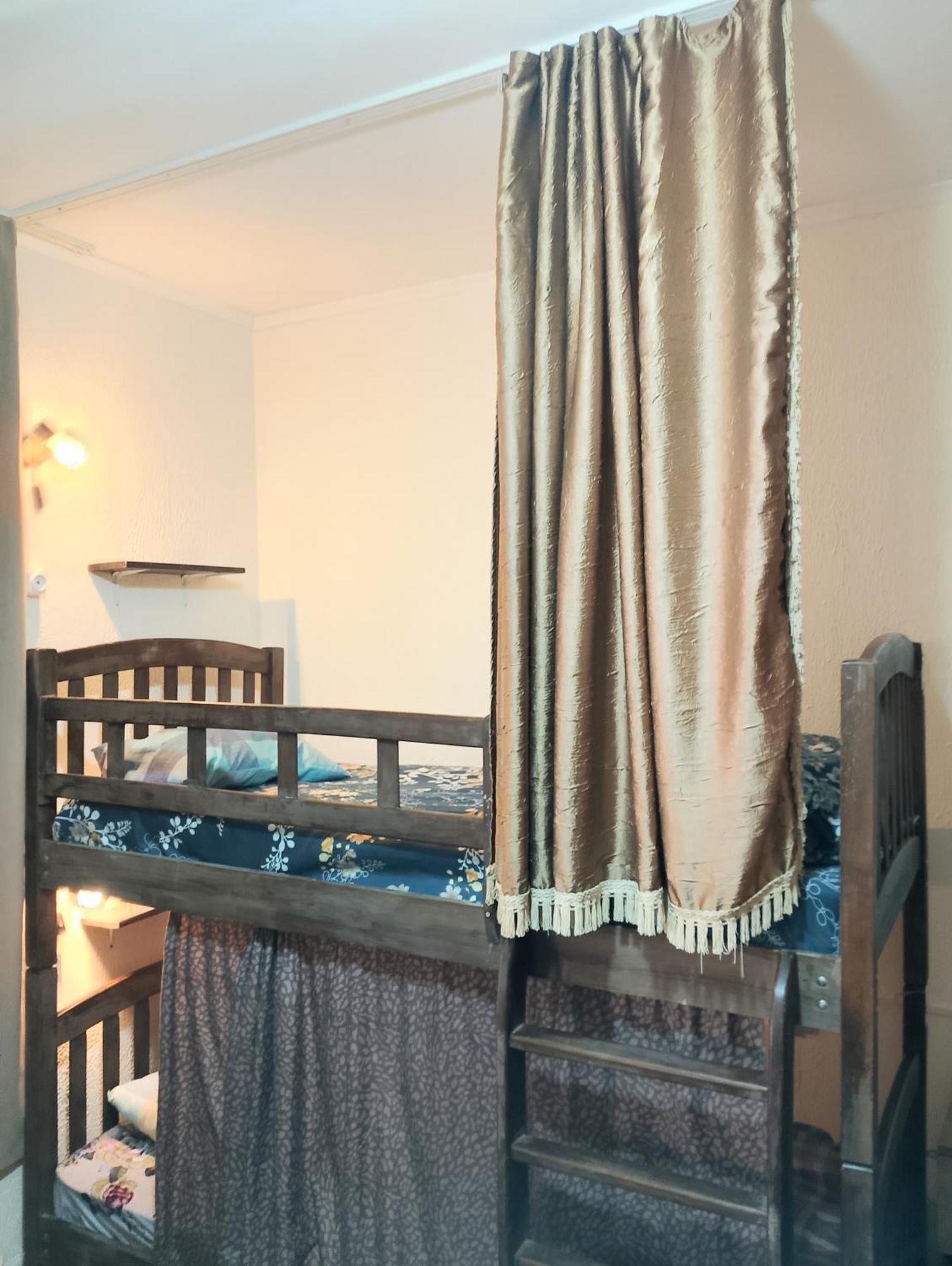 El Hostal Тбилиси Экстерьер фото